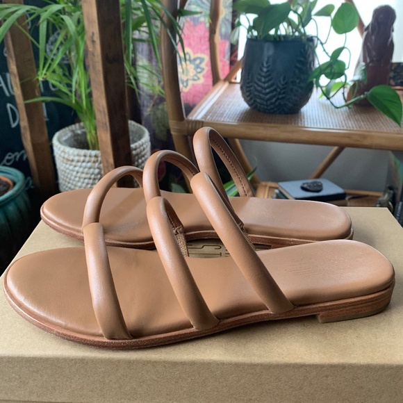 Charlotte Stone Shoes - CHARLOTTE STONE nude LEATHER camel BRUNA size 7